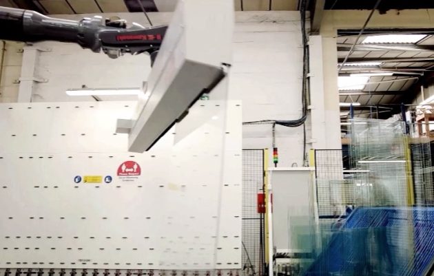 IMAGE 15 - PG PONTYCLUN SHOT OF LARGE PANE LOADING