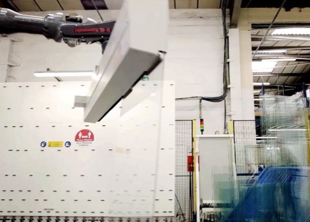 IMAGE 15 - PG PONTYCLUN SHOT OF LARGE PANE LOADING